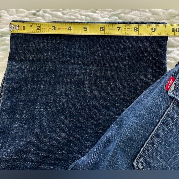 Levi’s Perfectly Slimming Bootcut 512 Jeans - Picture 7 of 13
